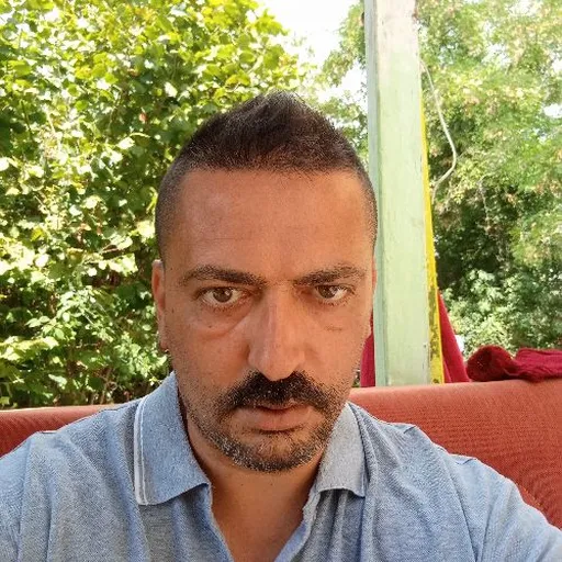 .. .. LUCA CAVALLO campobasso